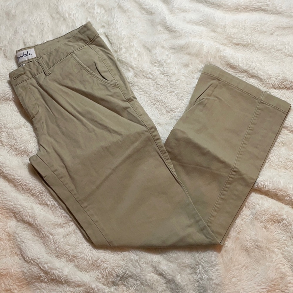 Aeropostale Khaki Pants‎